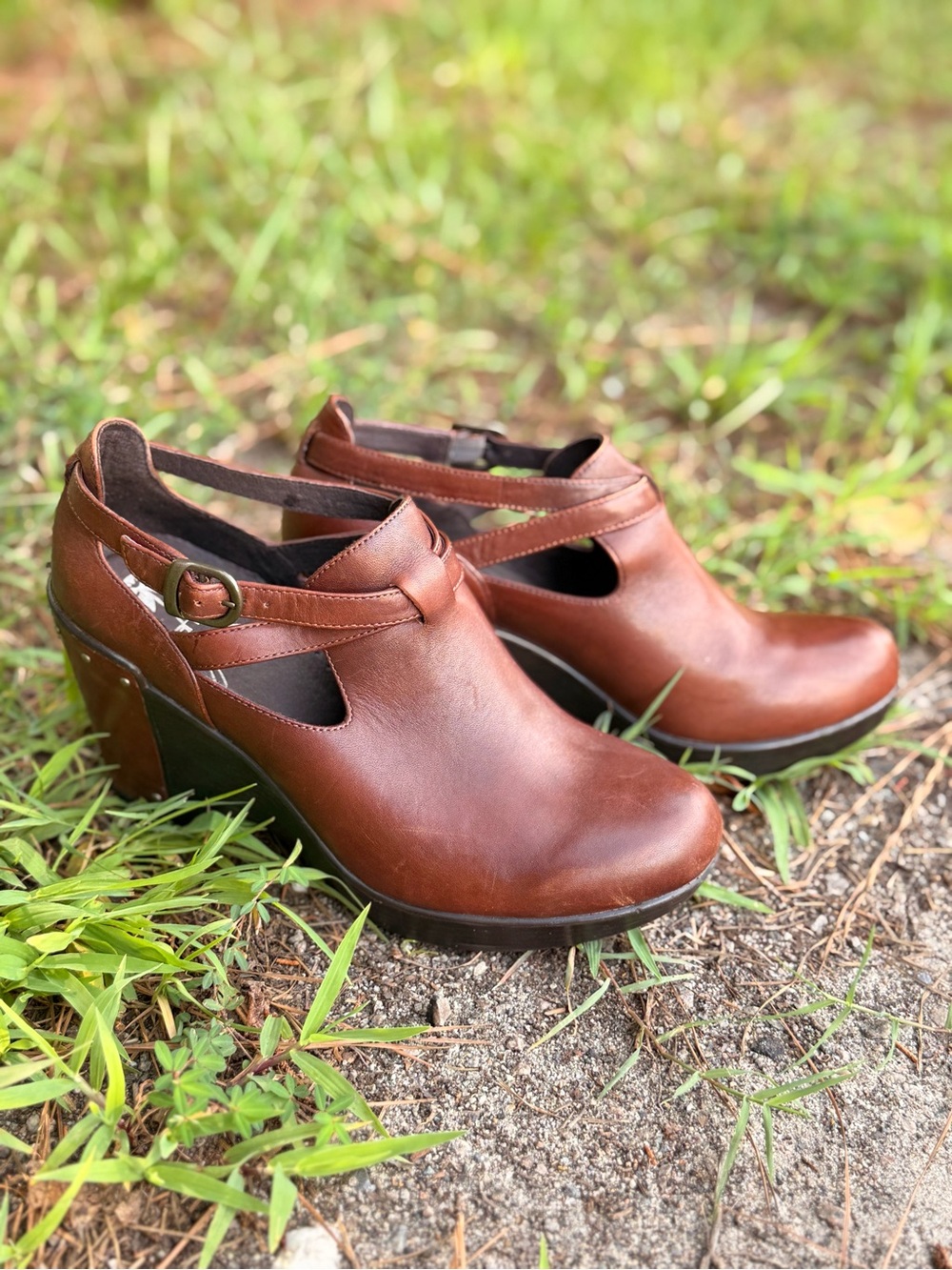 Dansko ‘Franka’ Wedge Bootie Mary Janes Cognac Brown with Stud Accents Size 39